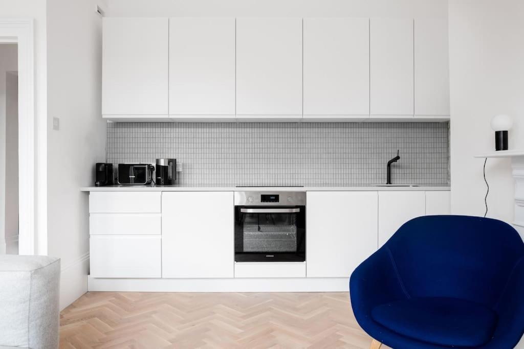Spacious Georgian Pad - Free Parking - Walk To Bath Apartment Ngoại thất bức ảnh