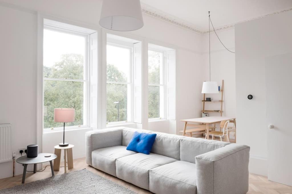 Spacious Georgian Pad - Free Parking - Walk To Bath Apartment Ngoại thất bức ảnh